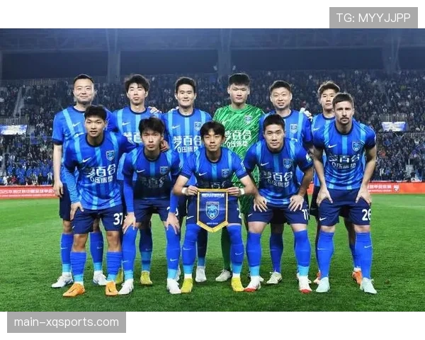 门将失误!深圳队门将扑救脱手,送礼南通支云打破僵局